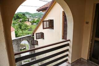 Дома для отпуска Holiday Home Milanovic Цетине Дом с 3 спальнями-2